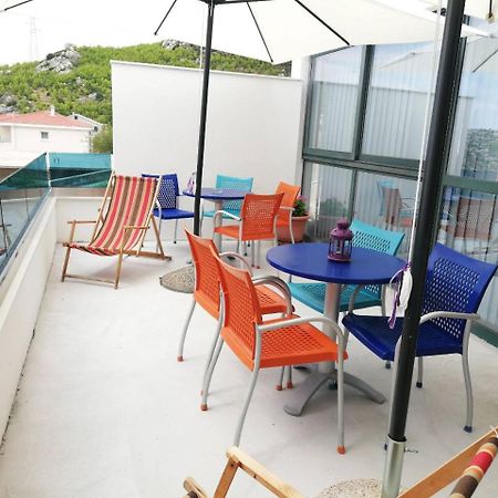 Apartments Cepo Макарска Екстериор снимка